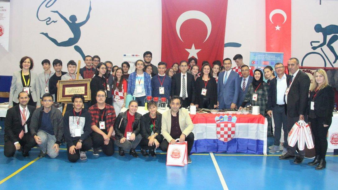 Fatih Fen Lisesinde Türk kültürünü Tanıtmaya Yönelik Çalıştay Gerçekleşti.