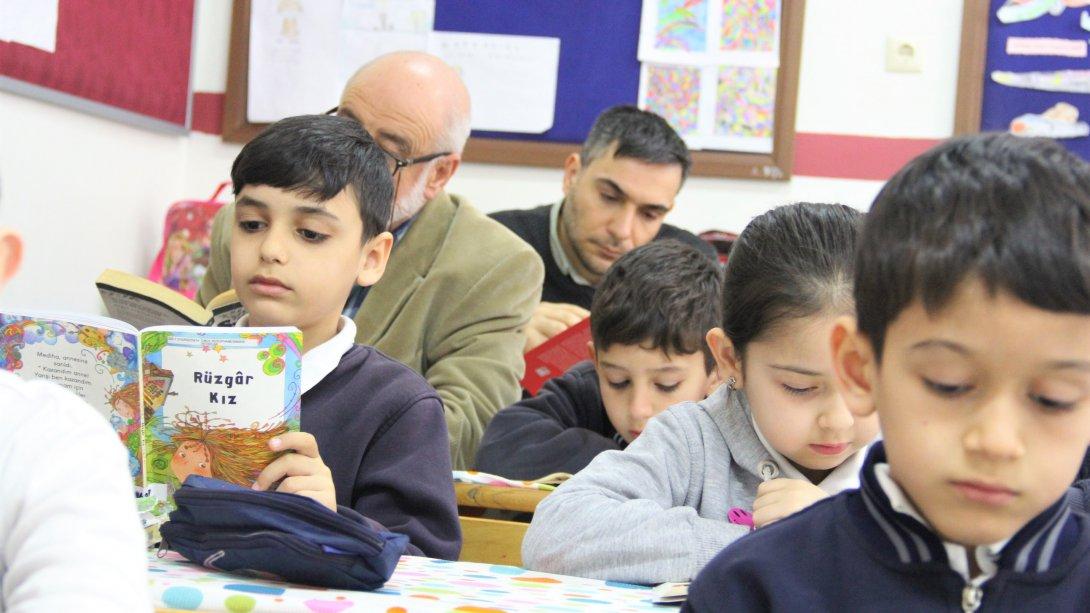 Misafirimiz Var'' Projesi Kapsamında Aziz Bolel İlkokulu'nda Kitap Okuma Etkinliği Gerçekleştirildi.
