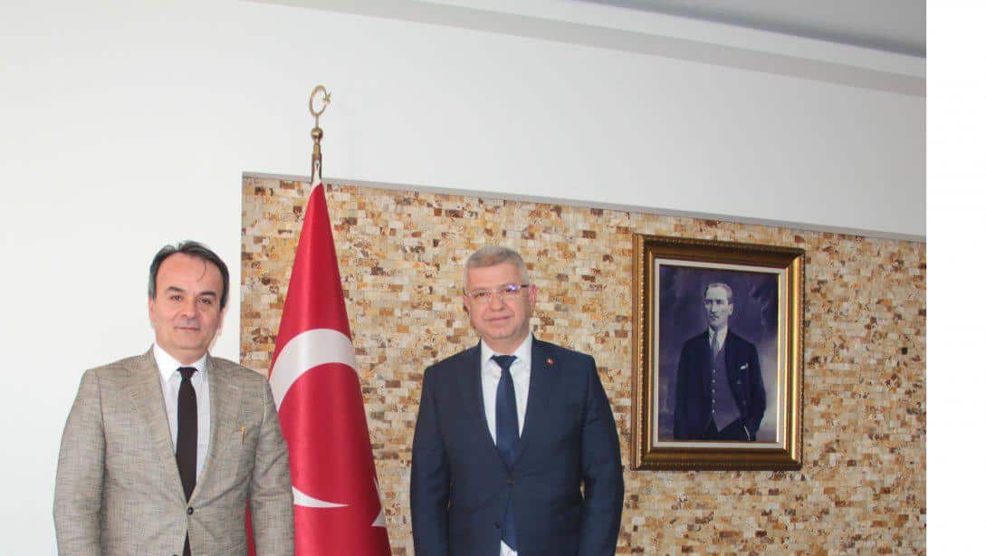 Ak Parti Odunpazarı İlçe Başkanı Av. Ali Acar, İlçe Milli Eğitim Müdürümüz Murat Sertsöz'ü makamında ziyaret etti.