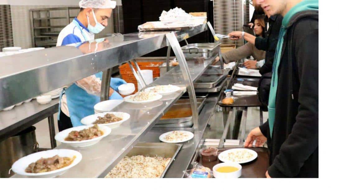 MEB, Şûra Kararlarındaki Ücretsiz Yemek Konusunu da Uygulamaya Geçiriyor