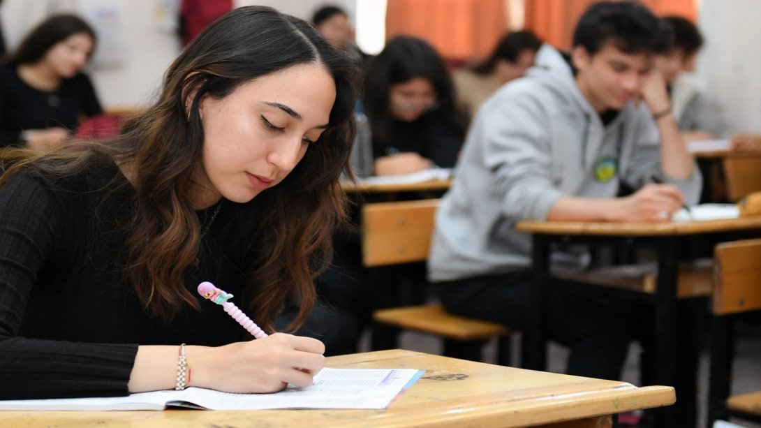 1. DÖNEM 1. YAZILI SINAVLARINA İLİŞKİN ÖRNEK SORU KİTAPÇIKLARI YAYIMLANDI